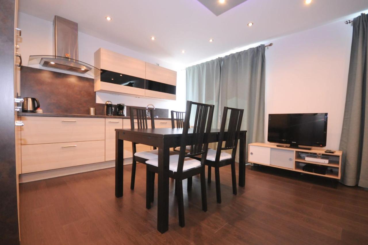 Le Grand Large - Apartment Parking & Balcony By The Lake Modern Bright Annecy Eksteriør bilde