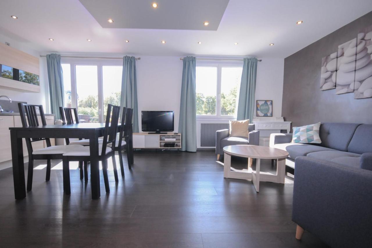 Le Grand Large - Apartment Parking & Balcony By The Lake Modern Bright Annecy Eksteriør bilde