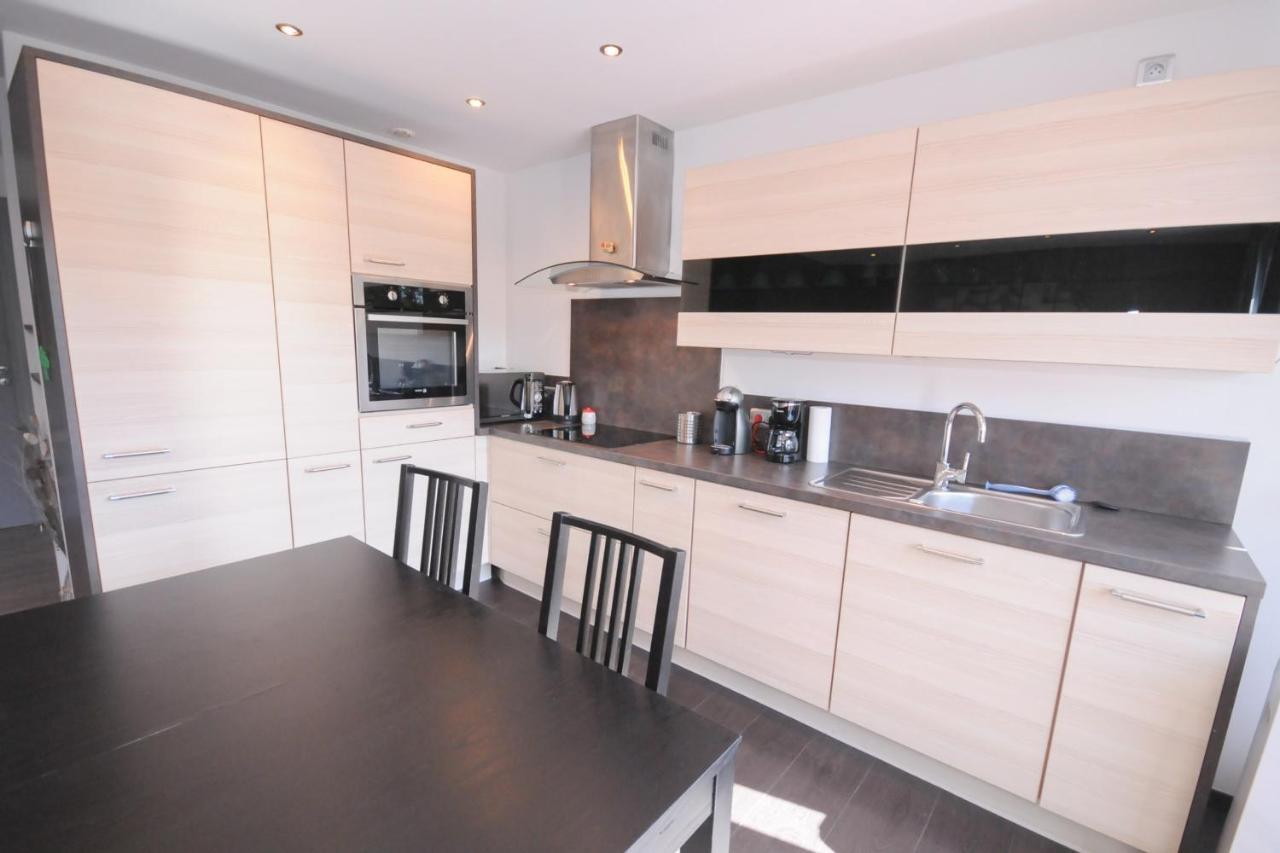 Le Grand Large - Apartment Parking & Balcony By The Lake Modern Bright Annecy Eksteriør bilde